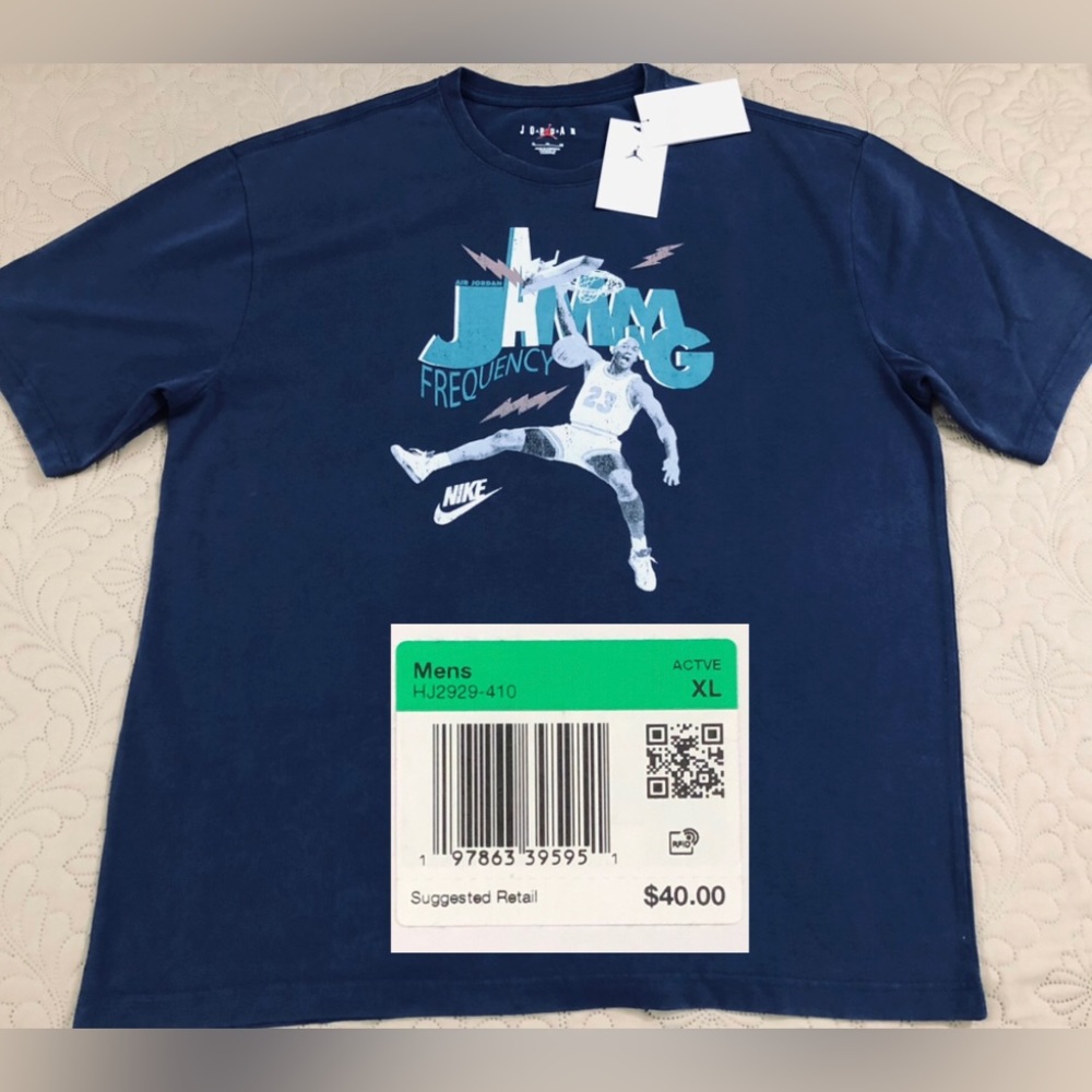 NEW..MEN XL JORDAN BRAND TEE (NAVY) THICKER